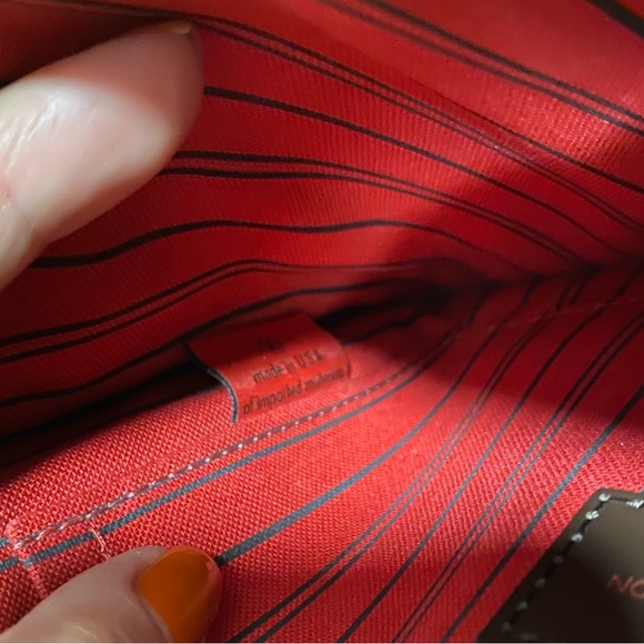 Authentic Louis Vuitton Damier Ebene Neverfull Pochette - Picture 8 of 11